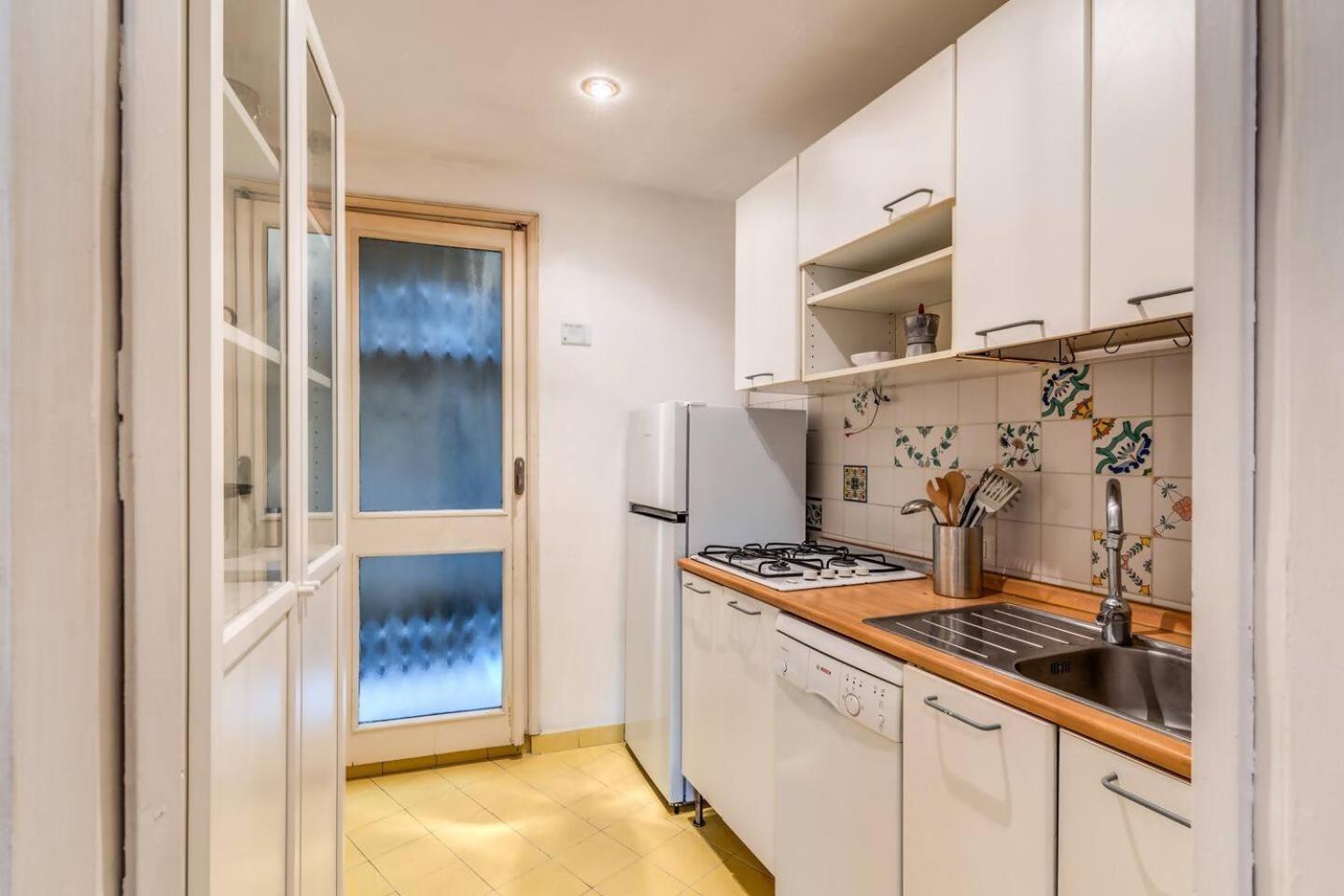 Splendid Flat On The Tiber River Roma Eksteriør bilde