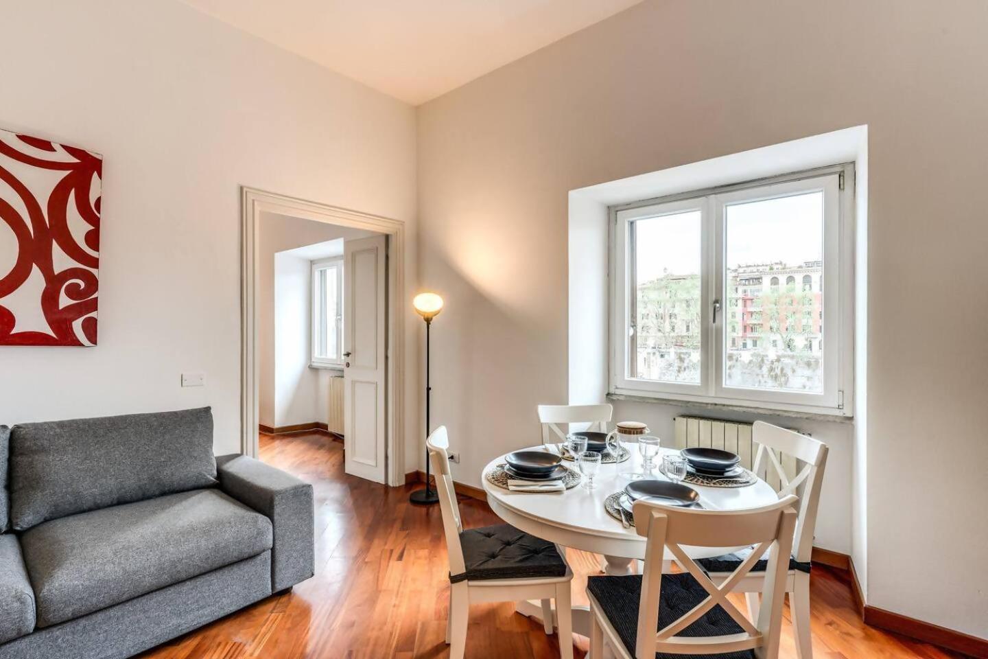 Splendid Flat On The Tiber River Roma Eksteriør bilde