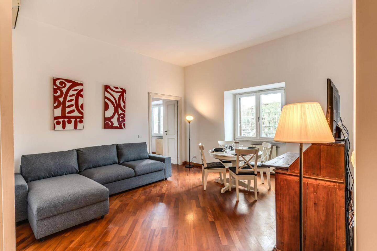 Splendid Flat On The Tiber River Roma Eksteriør bilde